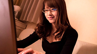 Akiho Yoshizawa